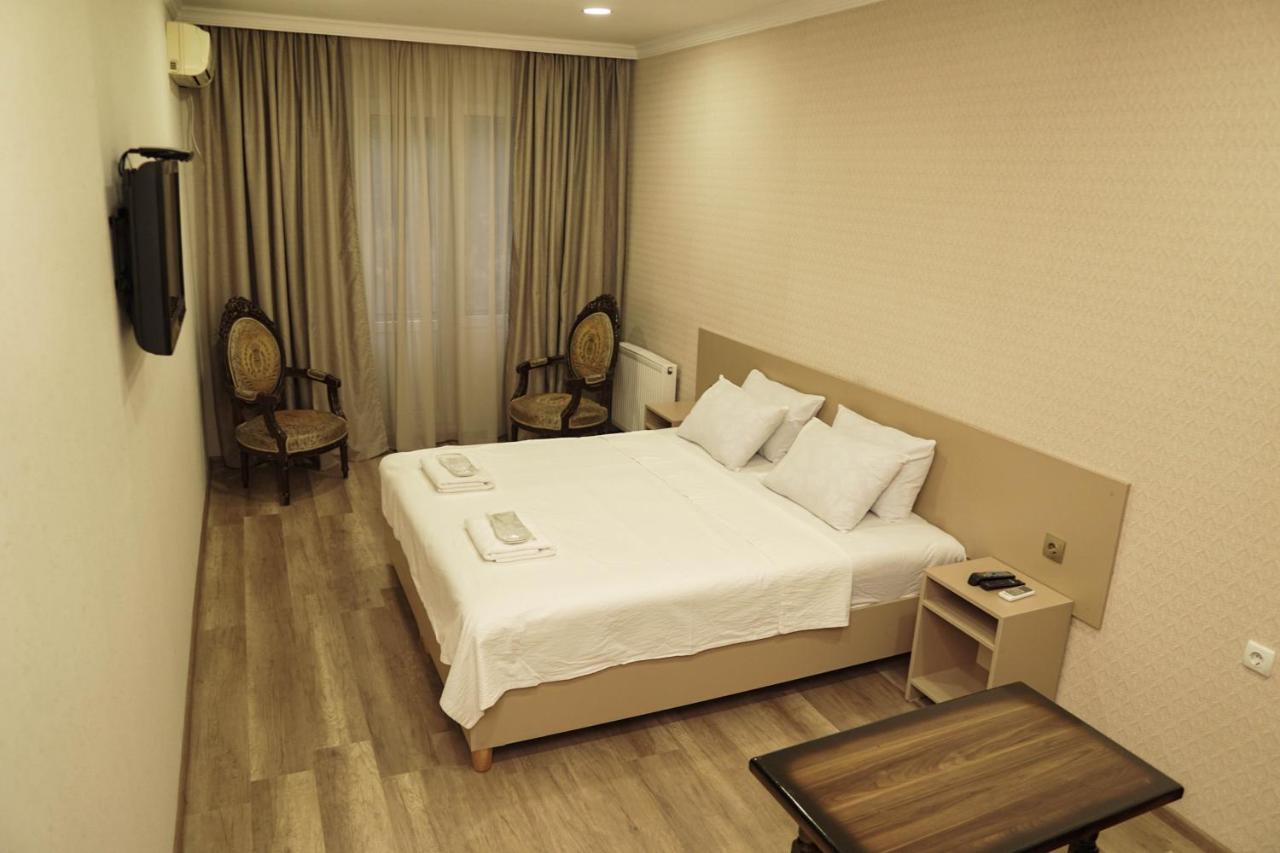 Hotel Venus Tbilisi Exterior photo